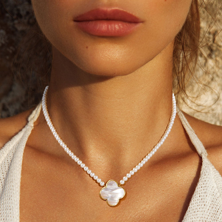 Clover and Pearl Necklace - Gold