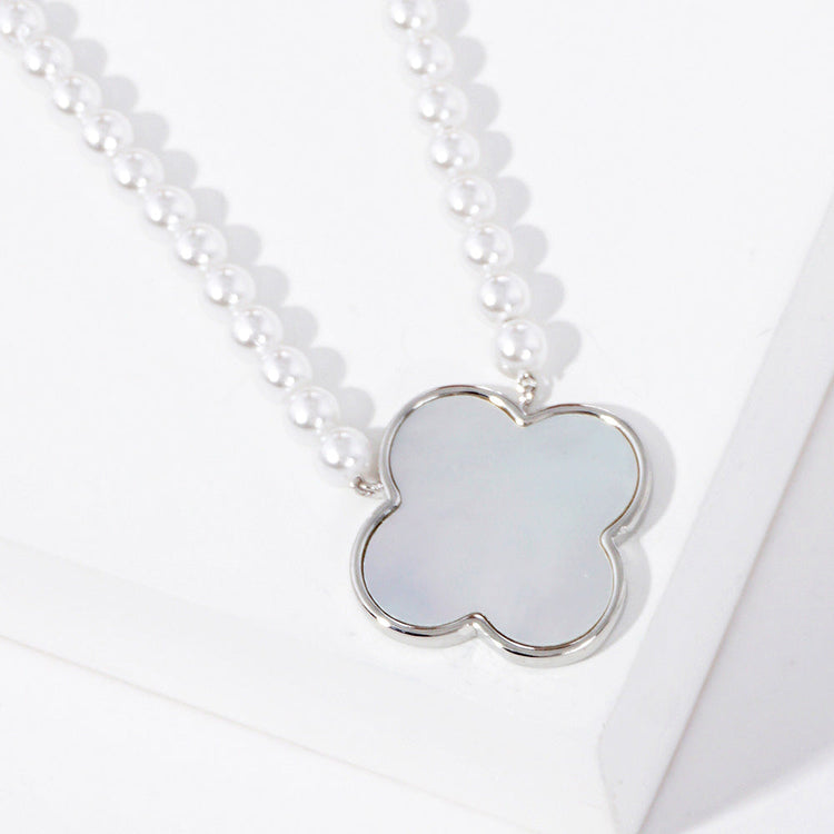 Clover and Pearl Necklace - White Gold