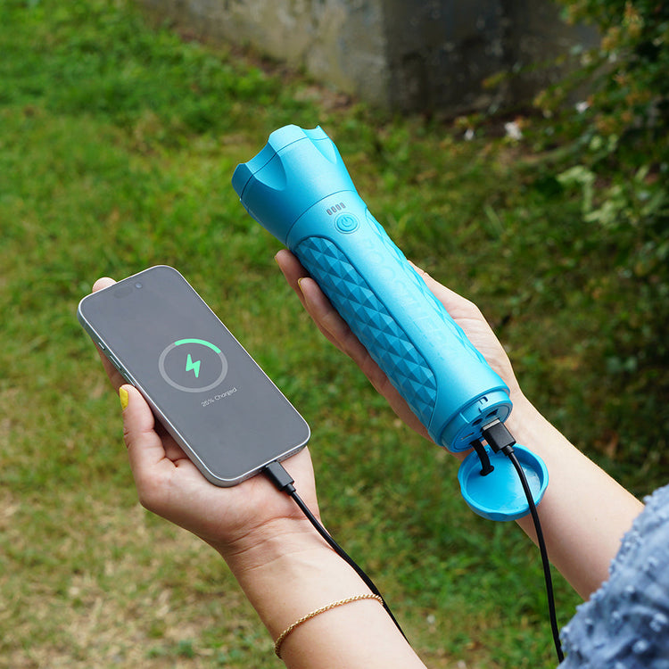 BoostHero - Portable Jump Starter, Flashlight & Power Bank